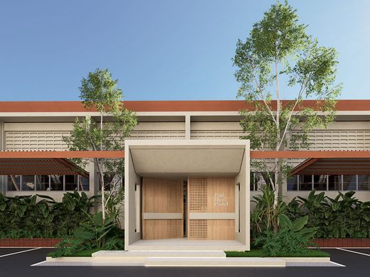 Thonglor entrance